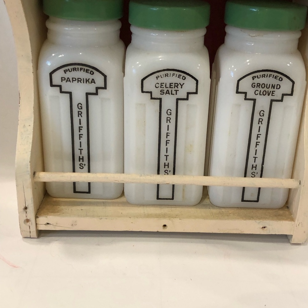 Vintage Griffith's Spice Jar Set In Holder Green Lids Used Milk White Rare-Read - Picture 9 of 16